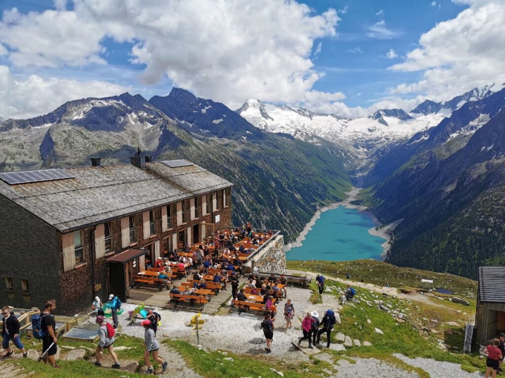 Im Sommer wandern bei den Dreitausendern im Zillertal