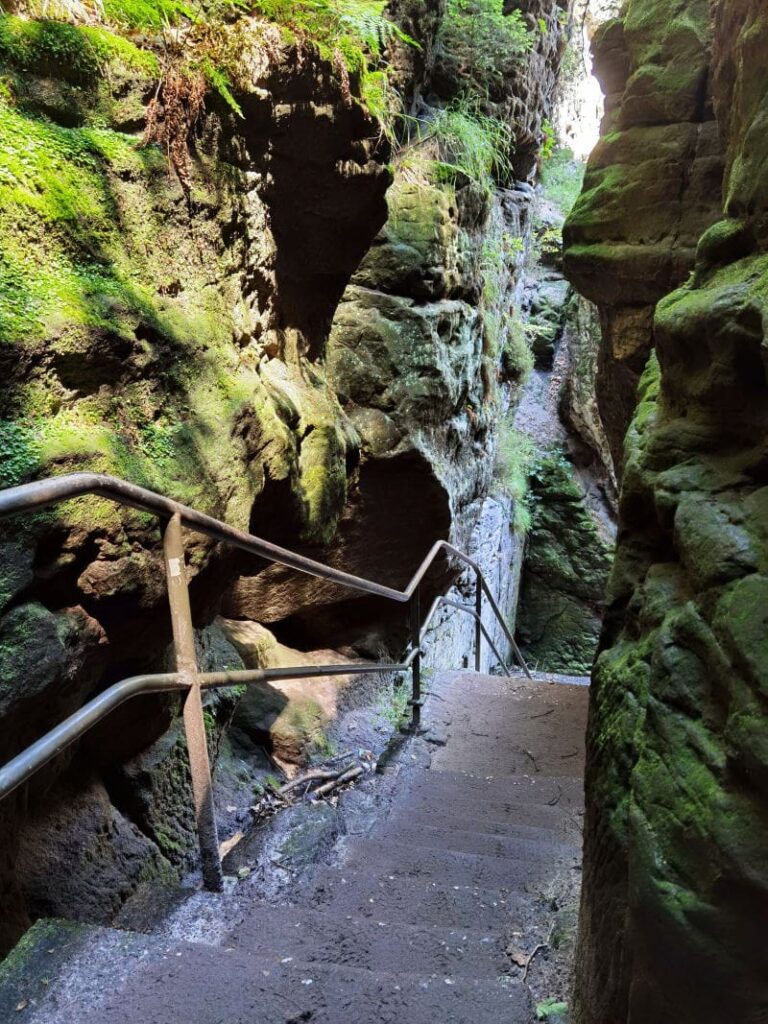 Schwedenlöcher Bastei - eine besondere Wanderung in Deutschland, die du mal gemacht haben solltest!