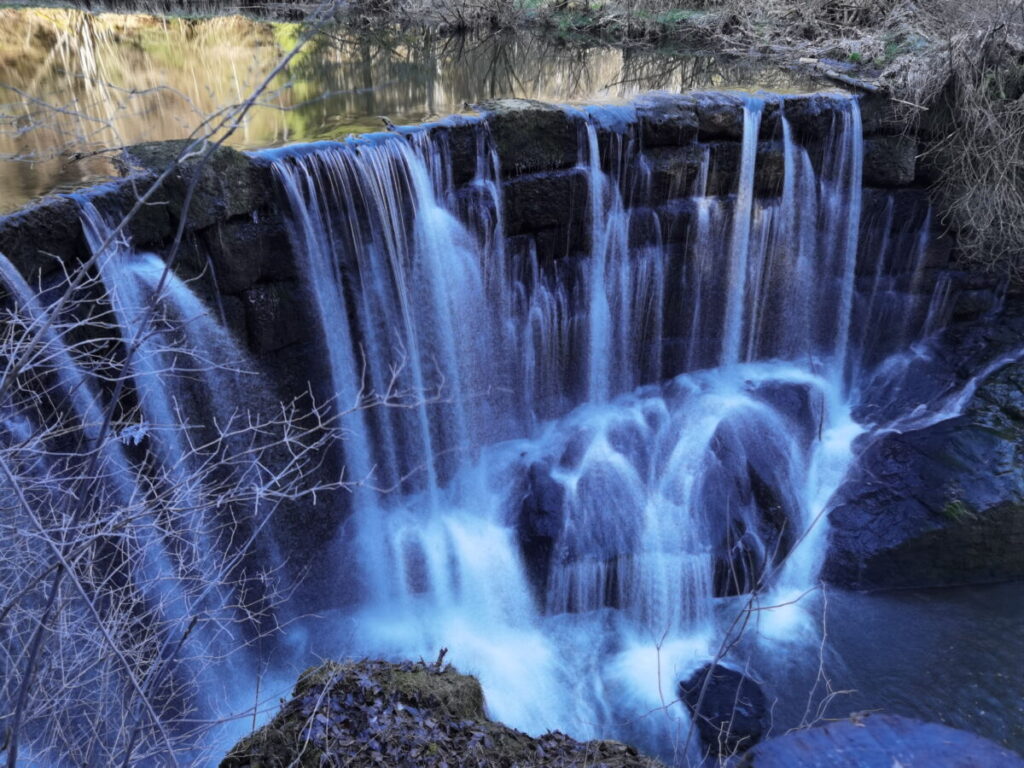 Allgäu Frühlingswanderung zum Geratser Wasserfall